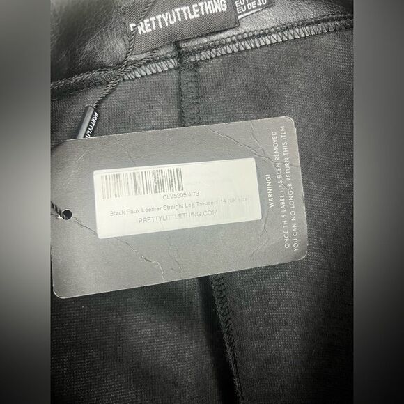 Pretty Little Thing black faux leather straight legged trousers Sz 10 - Picture 3 of 7